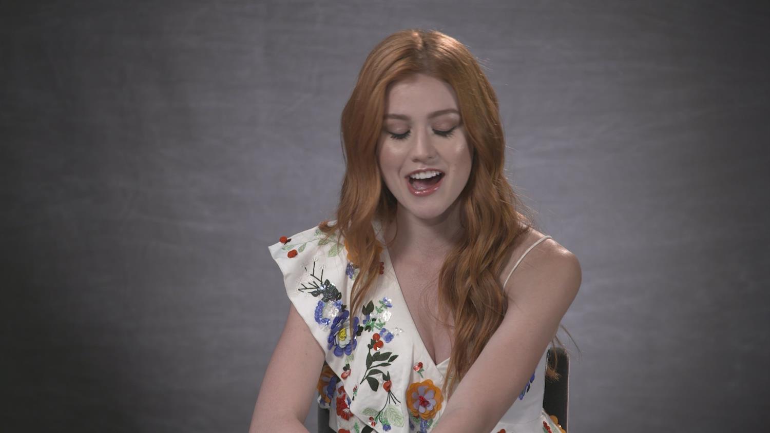 Shadowhunters' Katherine McNamara Answers Your Fan Questions! Shadowhunters' Katherine McNamara Answers Your Fan Questions!