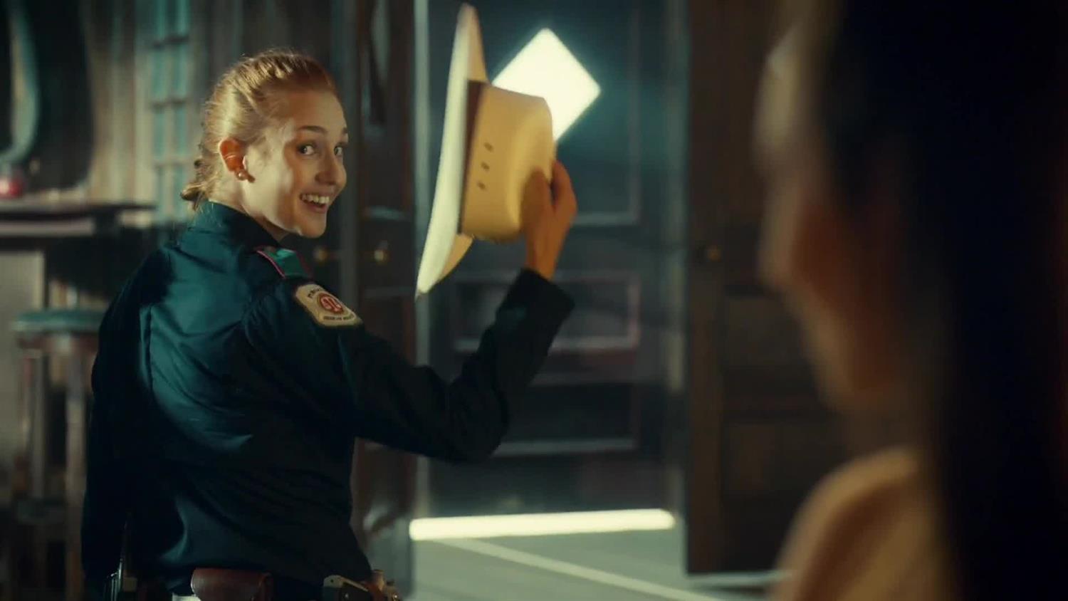 Wynonna Earp - Last-Minute Costume Guide Wynonna Earp - Last-Minute Costume Guide