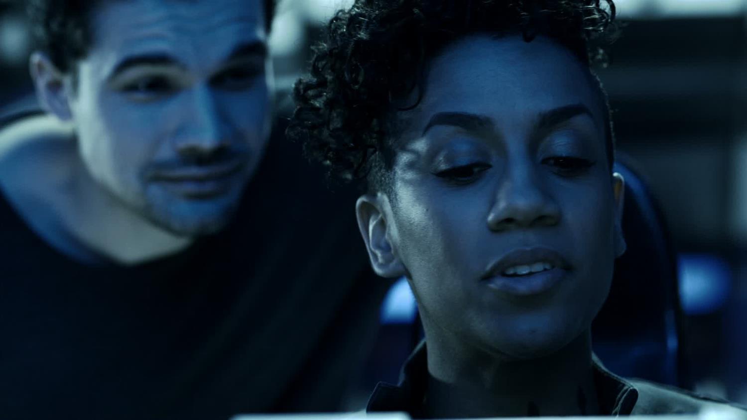 SYFY Supercuts - We Ship Holden & Naomi SYFY Supercuts - We Ship Holden & Naomi